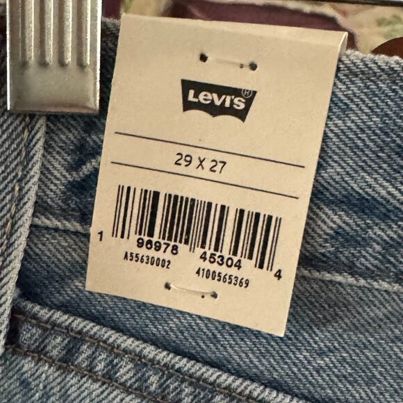 Levi's - Middy Bootcut Women's Jeans in Medium Wash - Picture 7 of 7